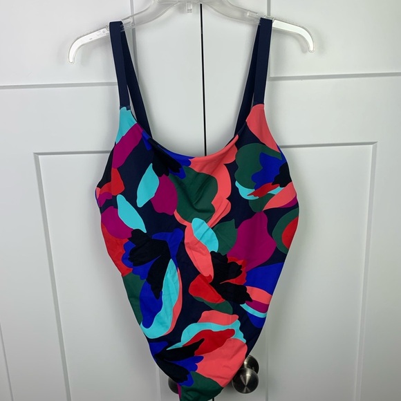 ATHLETA Hermosa One Piece Swimsuit XL Tossed Floral Blue - Picture 8 of 8